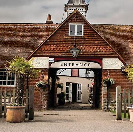 The Walhampton Arms Bed & Breakfast ลีมิงตัน ภายนอก รูปภาพ