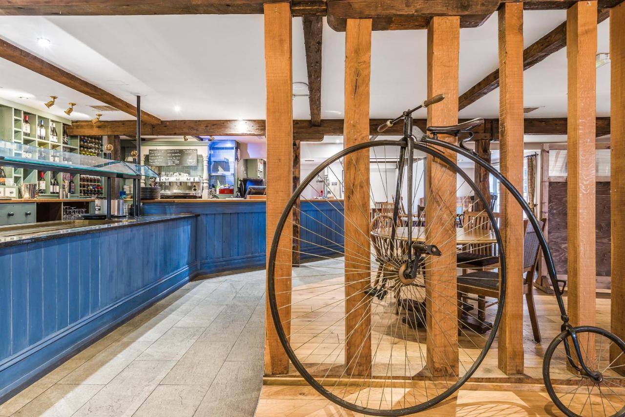 The Walhampton Arms Bed & Breakfast ลีมิงตัน ภายนอก รูปภาพ